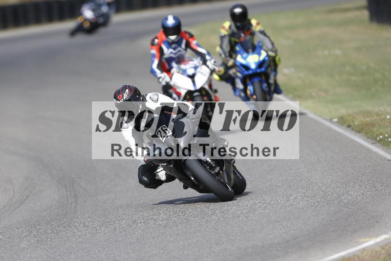/37 09.08.2026  Pluess Motosport ADR/Freies Fahren/26